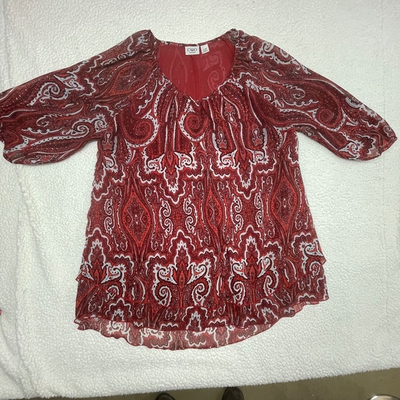 Women’s Cato 14/16W Red/White Shear Paisley Blouse - Picture 1 of 13